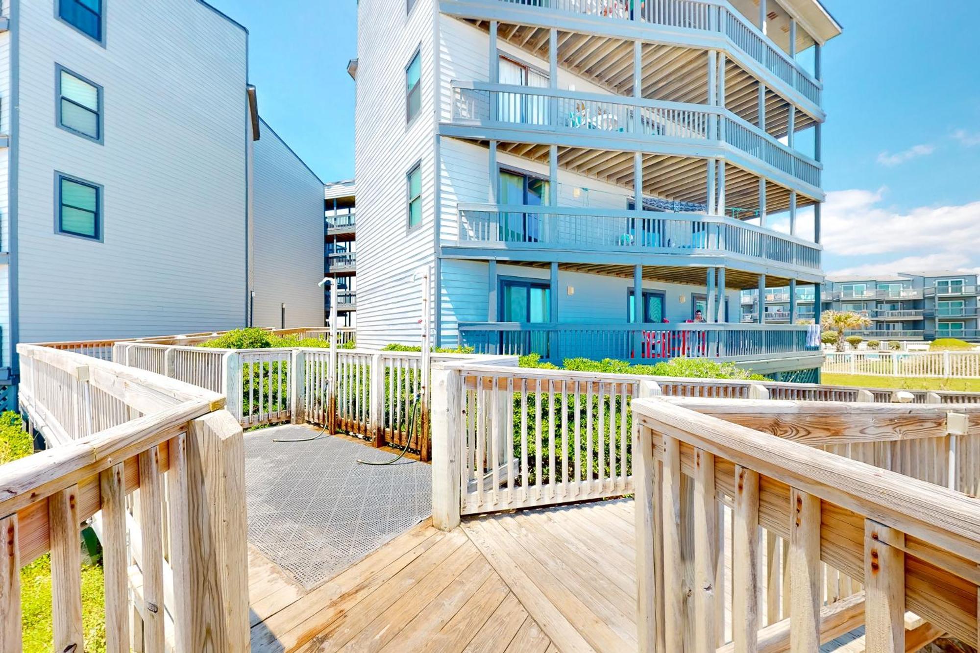 Shipwatch Villas 北托普塞尔海滩 客房 照片